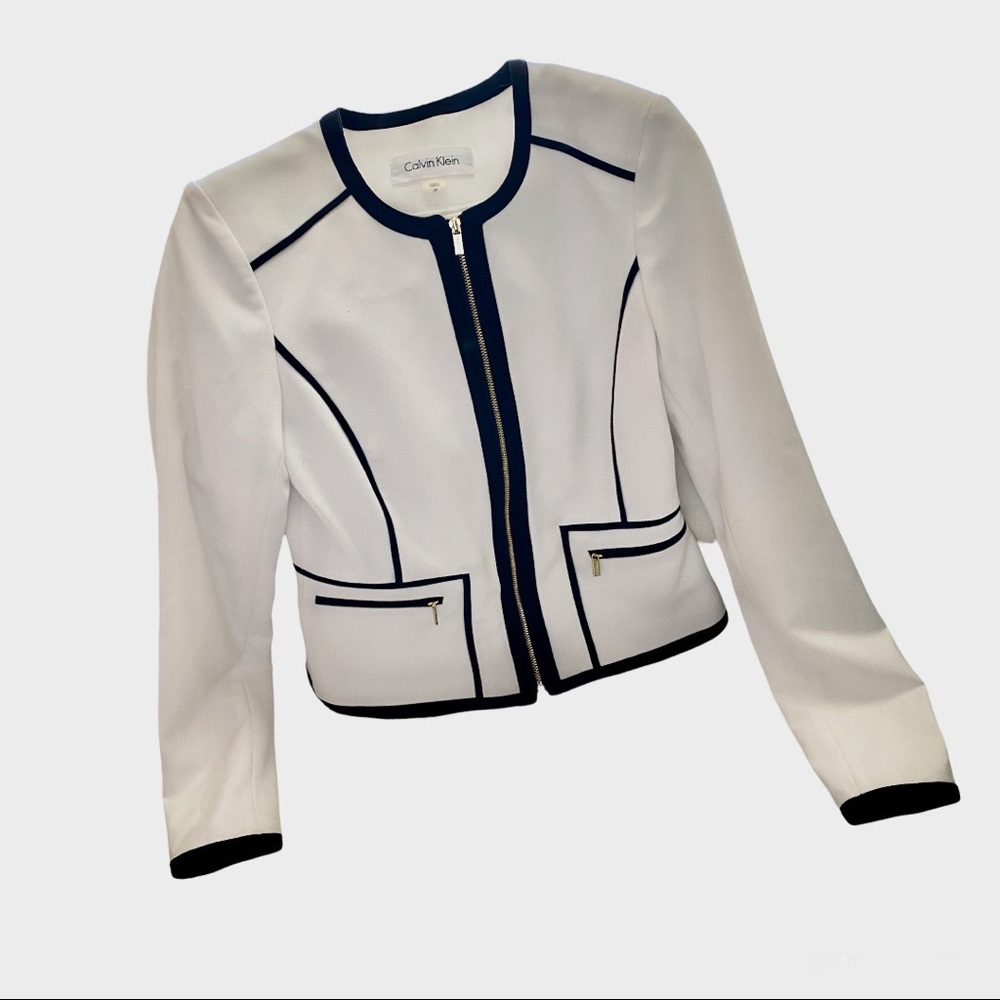 Calvin Klein, Women’s, Blazer, Size 2P, White, Zip Front, No Collar